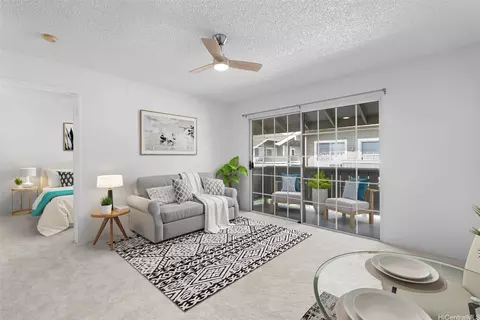 94-1375 Kulewa Loop #13W, Waipahu, HI 96797