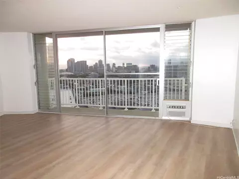 750 Amana St #1902, Honolulu, HI 96814