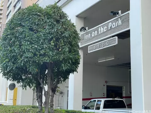 1920 Ala Moana Blvd #2212, Honolulu, HI 96815