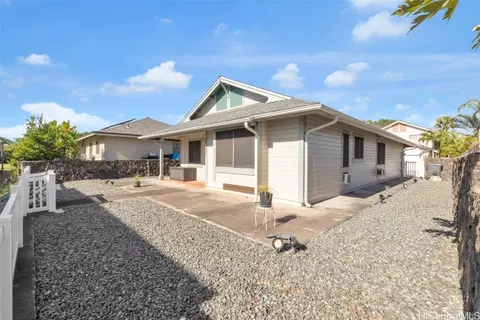 94-228 Keaukaha Pl, Waipahu, HI 96797