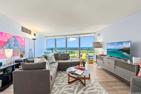 1177 Queen St #2104, Honolulu, HI 96814