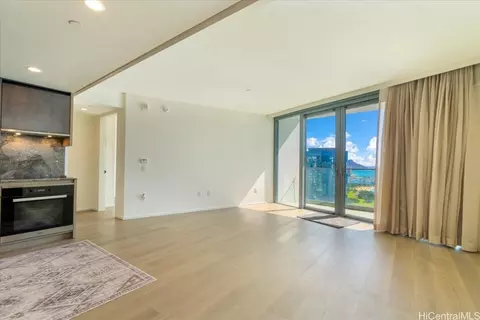 1000 Auahi St #3708, Honolulu, HI 96814