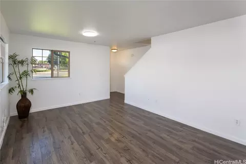 91-1269 Kamaaha Ave #307, Kapolei, HI 96707