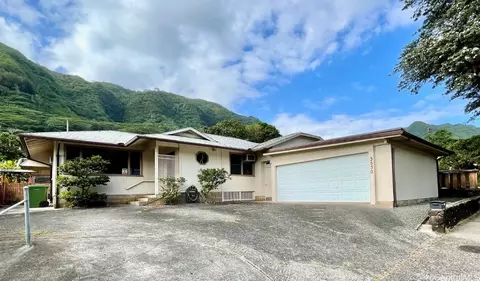 3530 Manoa Rd, Honolulu, HI 96822