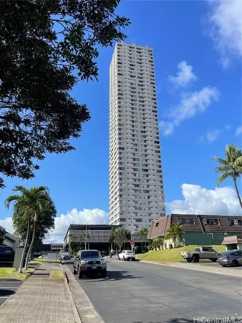98-288 Kaonohi St #3304, Aiea, HI 96701
