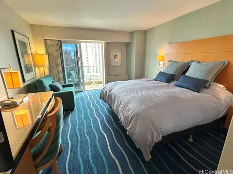 410 Atkinson Dr #2512, Honolulu, HI 96814