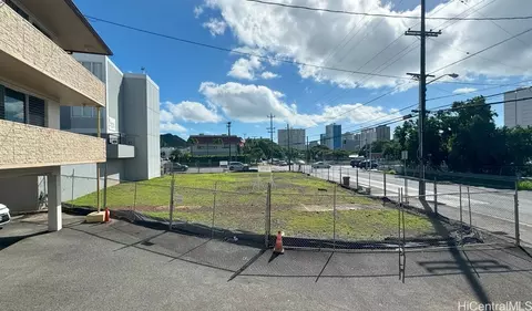 504 N School St, Honolulu, HI 96817