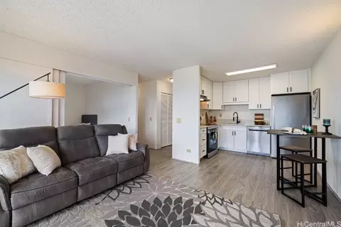 2754 Kuilei St #1405, Honolulu, HI 96826