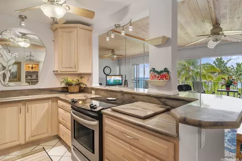 87-561 Farrington Hwy #318, Waianae, HI 96792