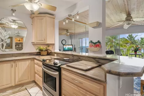 87-561 Farrington Hwy #318, Waianae, HI 96792