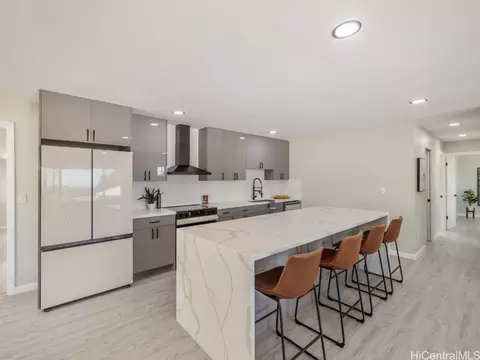 953 Puu Kula Dr, Pearl City, HI 96782