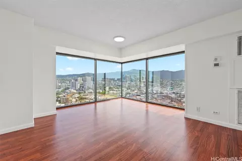 1750 Kalakaua Ave #3304, Honolulu, HI 96826