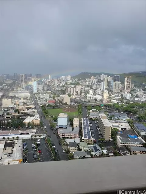 1212 Punahou St #1805, Honolulu, HI 96826
