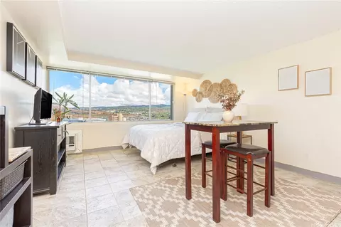 2888 Ala Ilima St #2404, Honolulu, HI 96818