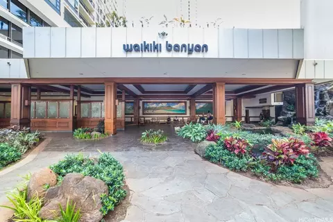 201 Ohua Ave #1804, Honolulu, HI 96816