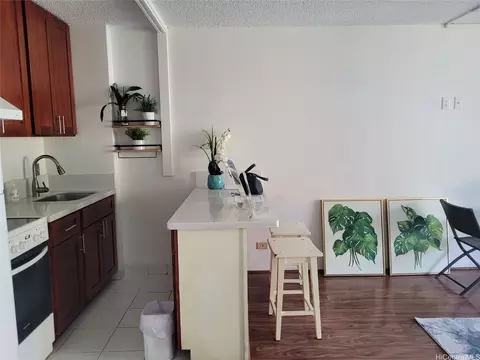 2345 Ala Wai Blvd #915, Honolulu, HI 96815
