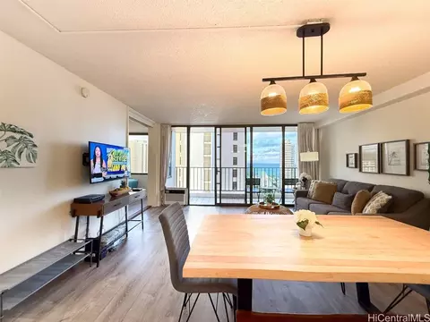 201 Ohua Ave #1604-T2, Honolulu, HI 96815