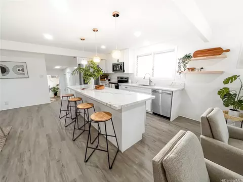 94-837 Awanei St, Waipahu, HI 96797