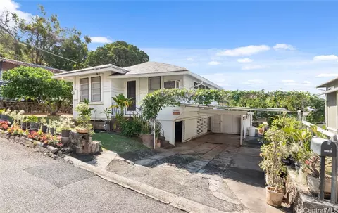 1633 10th Ave #C, Honolulu, HI 96816