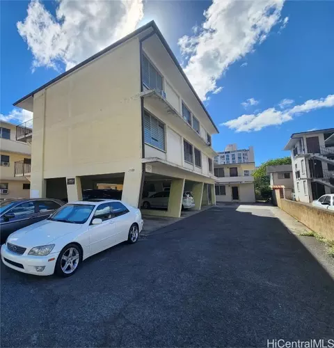 2633 Nakookoo St, Honolulu, HI 96826