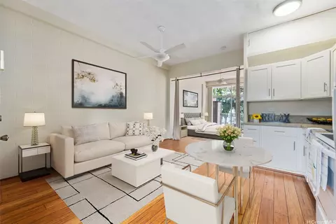 1020 Green St #206, Honolulu, HI 96822