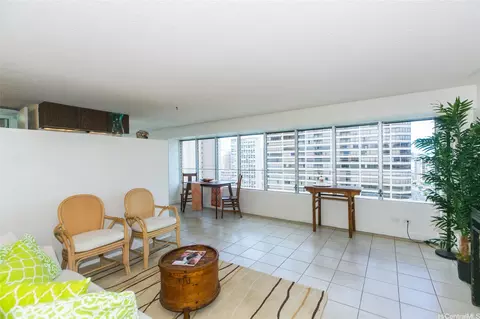 2525 Date St #2606, Honolulu, HI 96826