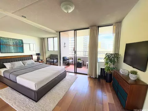 2240 Kuhio Ave #1210, Honolulu, HI 96815