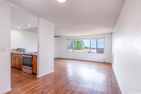 46-263 Kahuhipa St #B312, Kaneohe, HI 96744