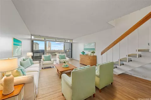 500 University Ave #2406, Honolulu, HI 96826