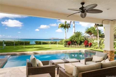 221 Portlock Rd, Honolulu, HI 96825