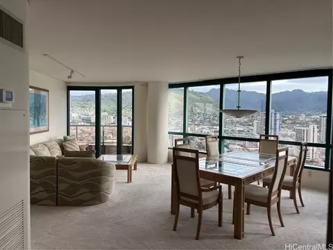 1888 Kalakaua Ave #2702, Honolulu, HI 96815