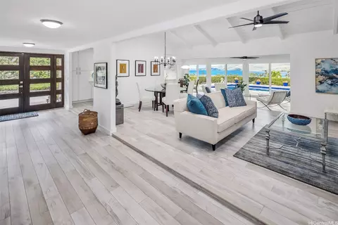 315 Poipu Dr, Honolulu, HI 96825