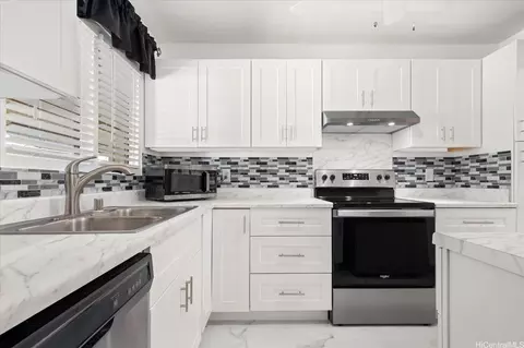 98-1368 Koaheahe Pl #188, Pearl City, HI 96782