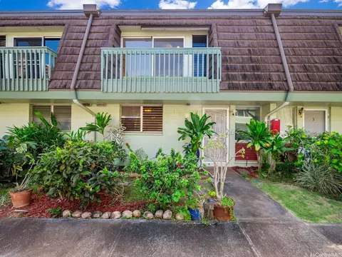 98-264 Ualo St #M2, Aiea, HI 96701