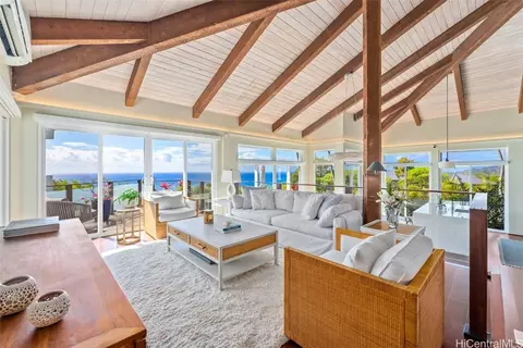 357 Lelekepue Pl, Honolulu, HI 96821