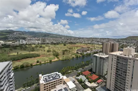 2421 Tusitala St #2902, Honolulu, HI 96815