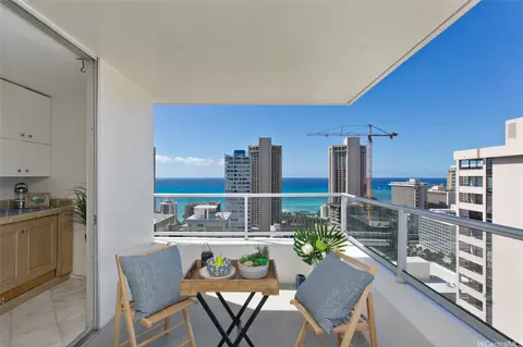 2421 Tusitala St #2903, Honolulu, HI 96815