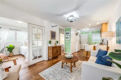 725 Kihapai Pl #C2, Kailua, HI 96734