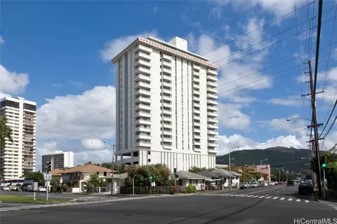 796 Isenberg St #17A, Honolulu, HI 96826