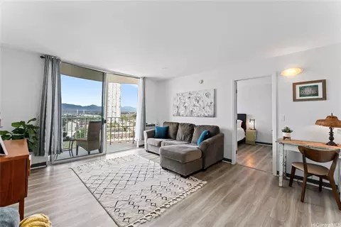 98-1030 Moanalua Rd #1601, Aiea, HI 96701