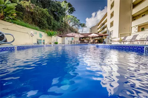 1063 Lower Main St #310, Wailuku, HI 96793