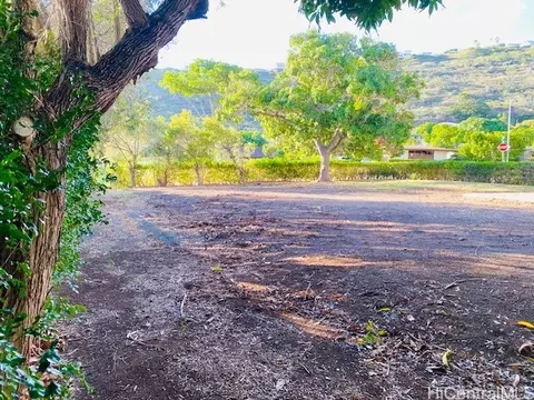 1469 Oili Loop, Honolulu, HI 96816