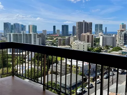 1560 Thurston Ave #1106, Honolulu, HI 96822