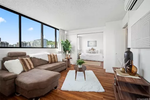 1134 Kinau St #1207, Honolulu, HI 96814