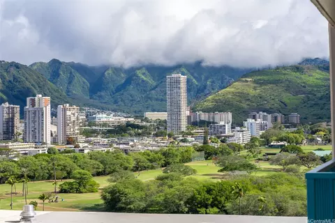 444 Kanekapolei St #1206, Honolulu, HI 96815