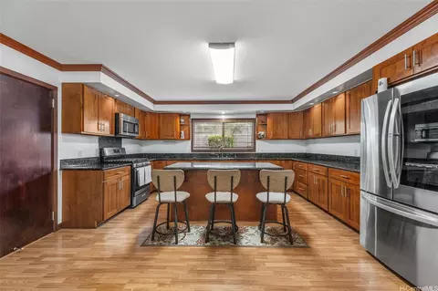 262 Thomas St, Wahiawa, HI 96786
