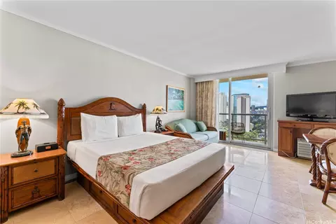 2045 Kalakaua Ave #1601, Honolulu, HI 96815