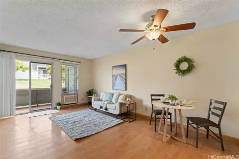 98-1425 Kamahao St #107, Pearl City, HI 96782