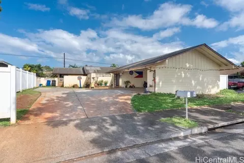 1196 Hooli Cir, Pearl City, HI 96782