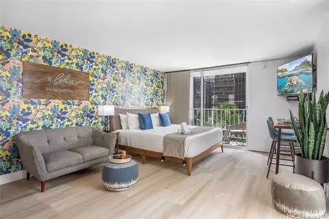 364 Seaside Ave #511, Honolulu, HI 96815